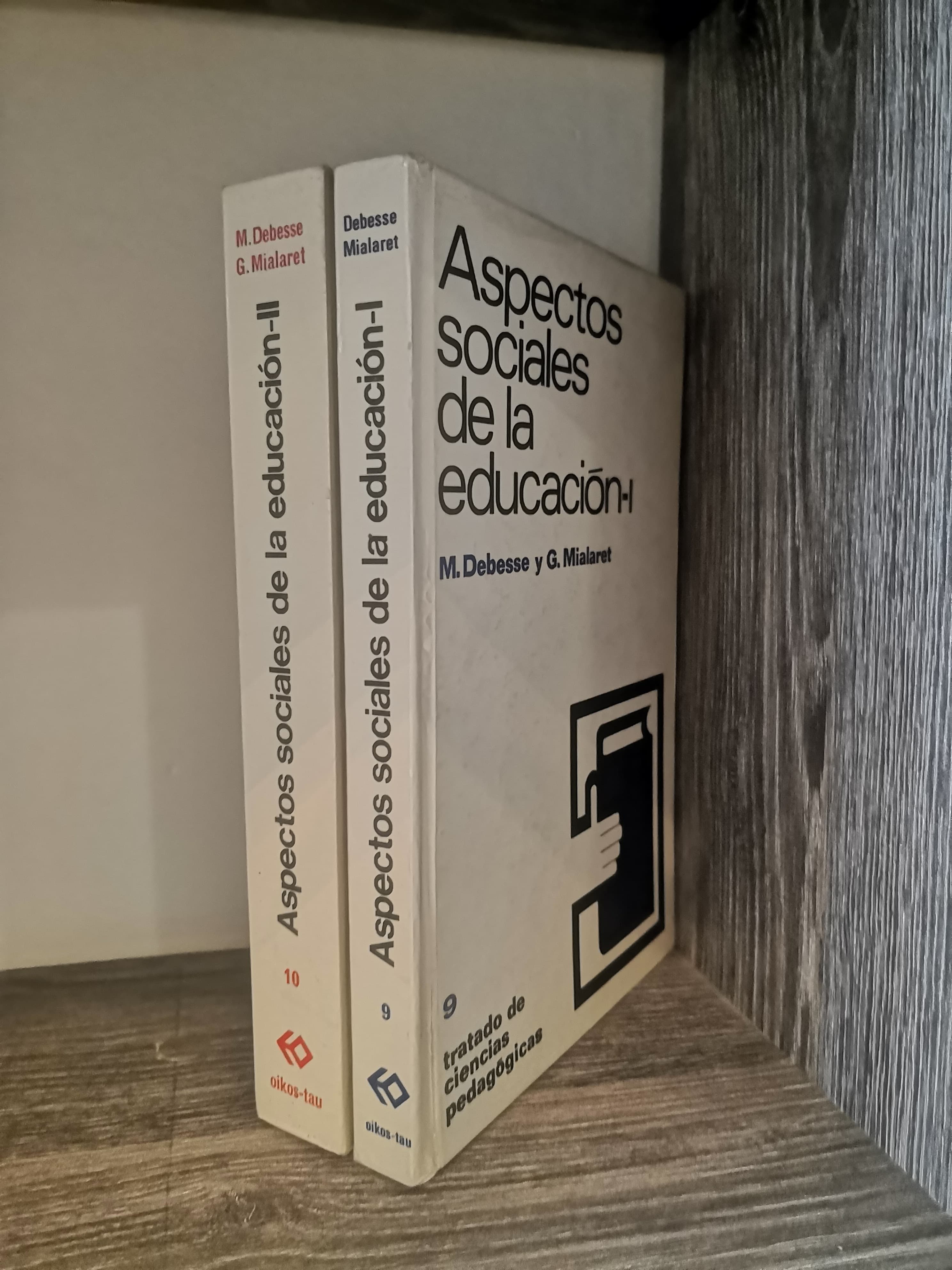 Librería Anticuaria Atenea Aspectos sociales de la educación 2 tomos