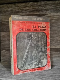 La plaza de los colgados ESTENSSORO ALBORTA, RENAN - Los Amigos del Libro
